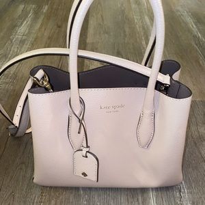 Kate Spade Purse, Nearly New Condition (used less than five times)
